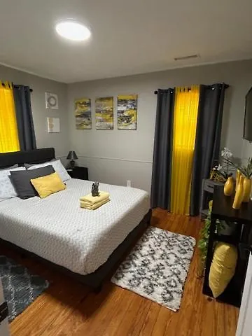Serene Retreat! 420 Friendly In Designated Area, 3 Minutes To Downtown Richmond 0*,