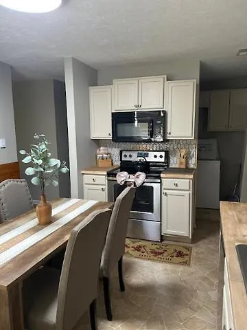 Serene Retreat! 420 Friendly In Designated Area, 3 Minutes To Downtown Richmond 0*,