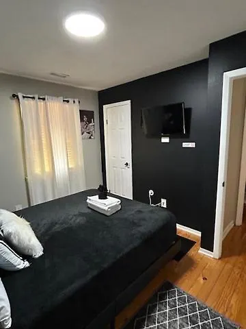 Serene Retreat! 420 Friendly In Designated Area, 3 Minutes To Downtown Richmond Villa